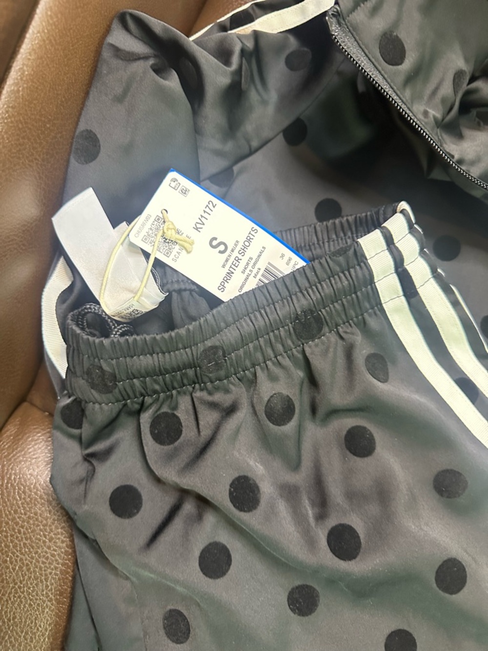 Adidas Black Polka Dot Track Jacket with Black polka dot shorts - polka set - Picture 10 of 10